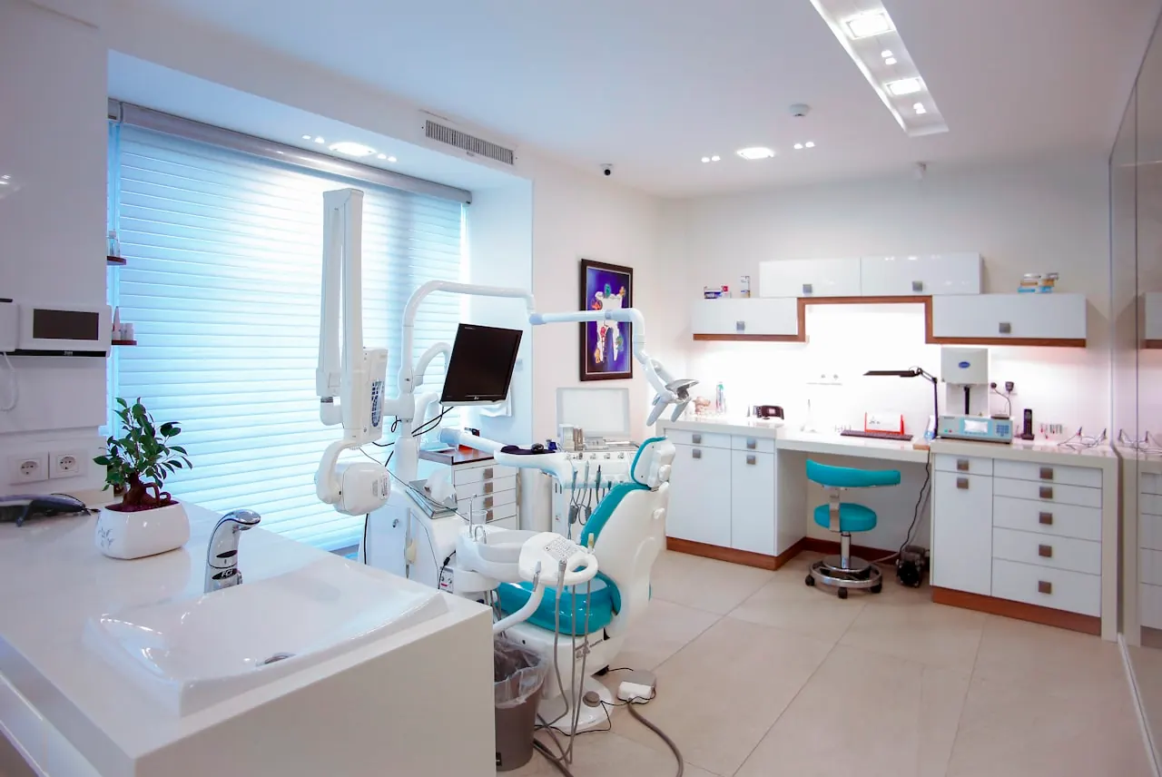 Consultório dentário — exemplo de hero